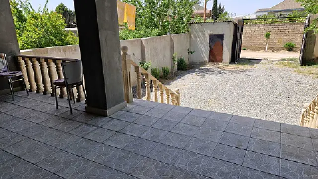 Satılır 4 otaqlı həyət evi 130 m²