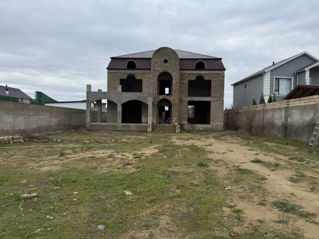 Satılır torpaq sahəsi 12 m²