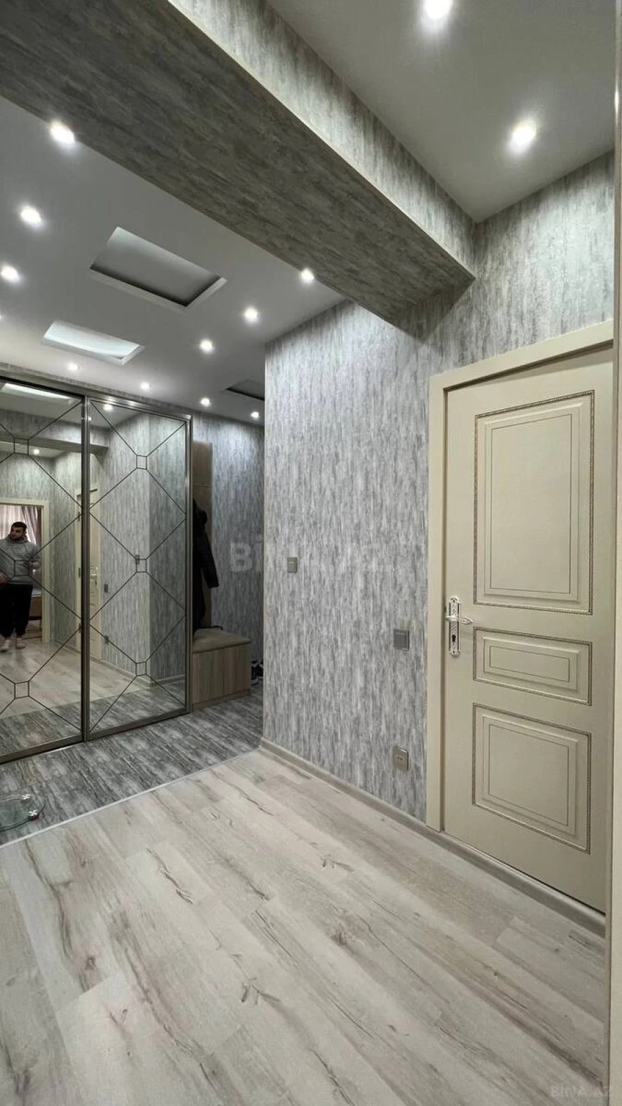 Satılır 3 otaqlı mənzil 88 m²