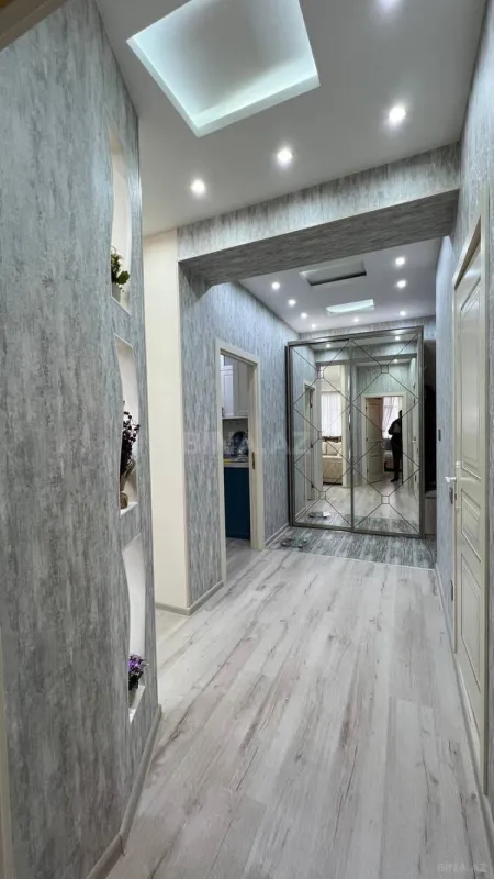 Satılır 3 otaqlı mənzil 88 m²