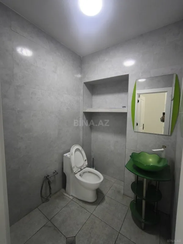 Kirayə verilir 4 otaqlı ofis 240 m²