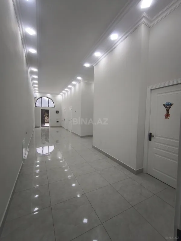 Kirayə verilir 4 otaqlı ofis 240 m²