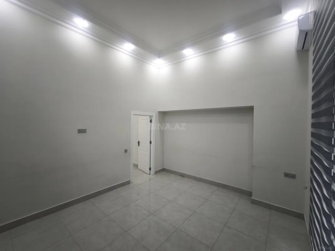 Kirayə verilir 4 otaqlı ofis 240 m²