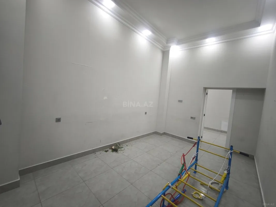 Kirayə verilir 4 otaqlı ofis 240 m²