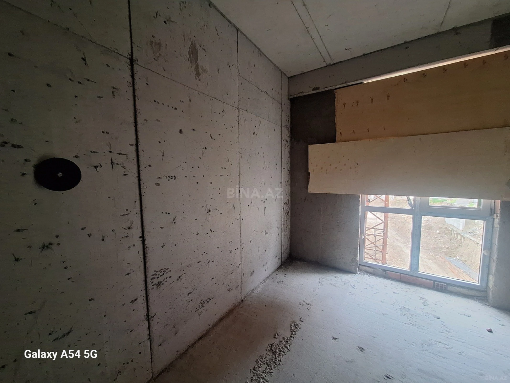 Satılır 1 otaqlı mənzil 40 m²