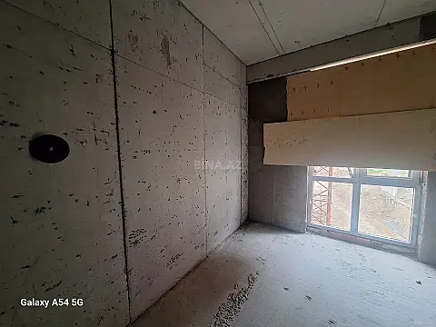 Satılır 1 otaqlı mənzil 40 m²