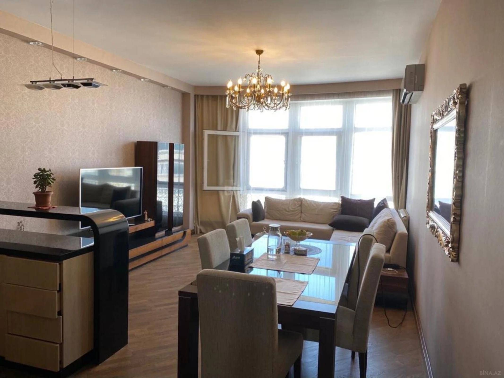 Kirayə verilir 2 otaqlı mənzil 80 m²