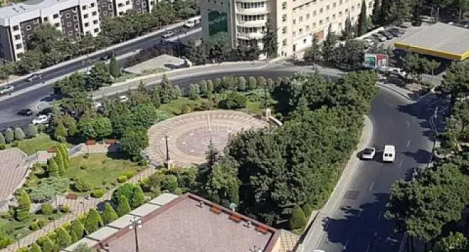 Satılır 4 otaqlı mənzil 187 m²