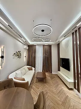 Satılır 2 otaqlı mənzil 68 m²