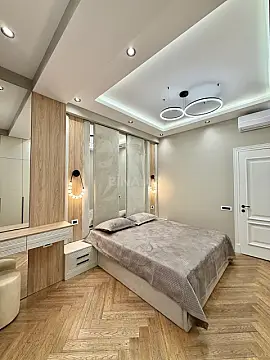 Satılır 2 otaqlı mənzil 68 m²