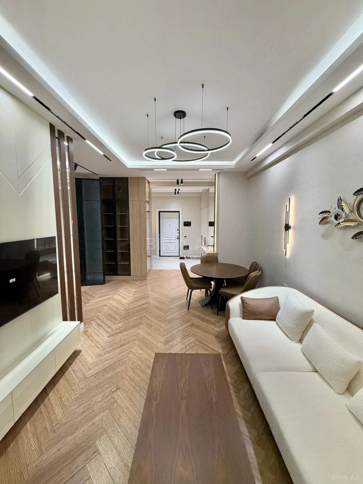 Satılır 2 otaqlı mənzil 68 m²