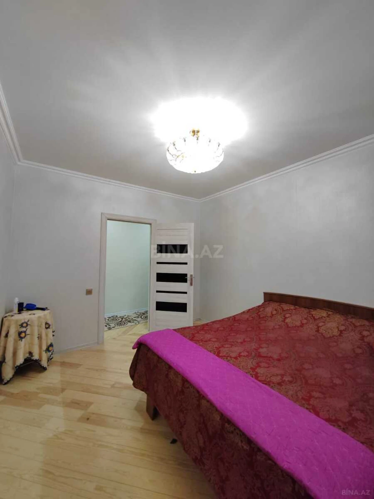 Satılır 2 otaqlı mənzil 65 m²