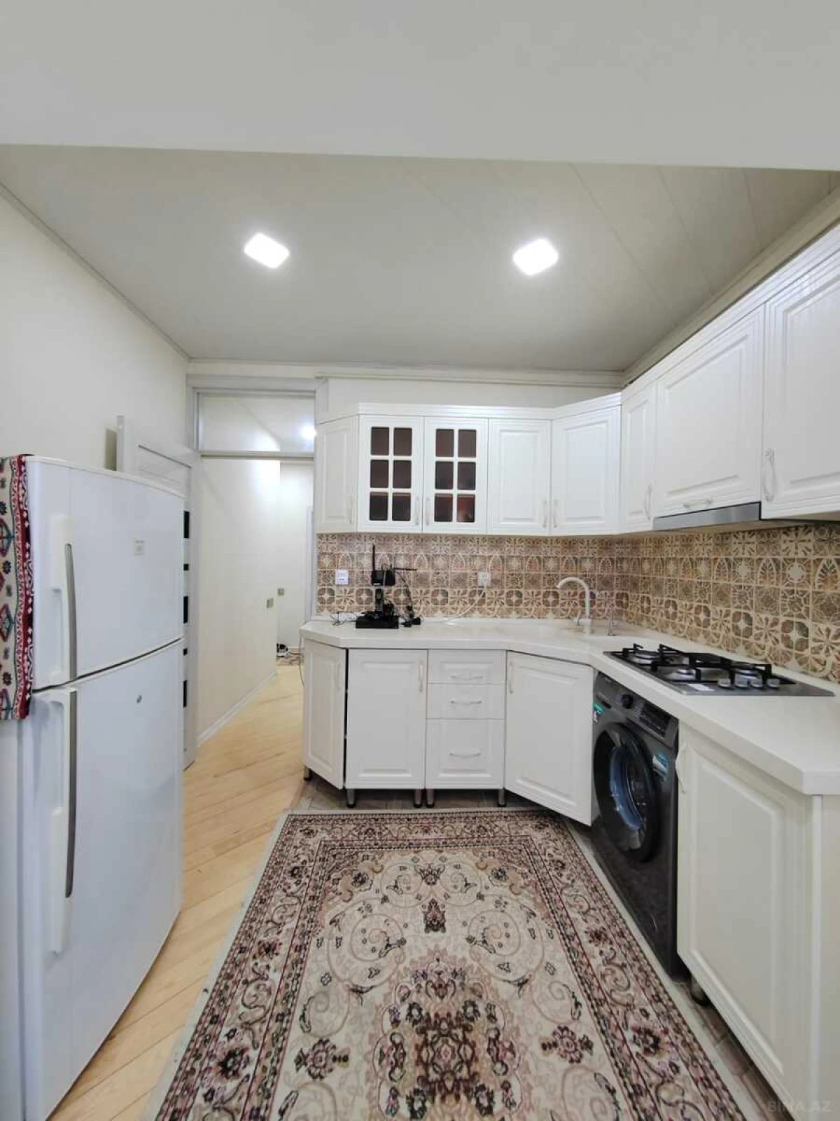 Satılır 2 otaqlı mənzil 65 m²