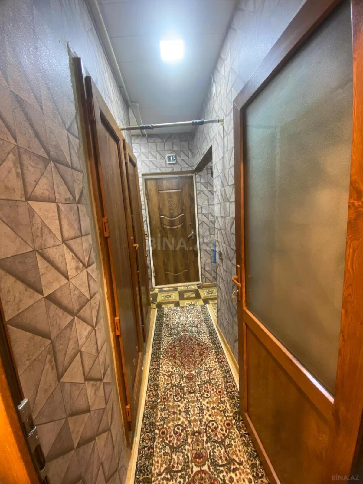 Satılır 2 otaqlı mənzil 65 m²