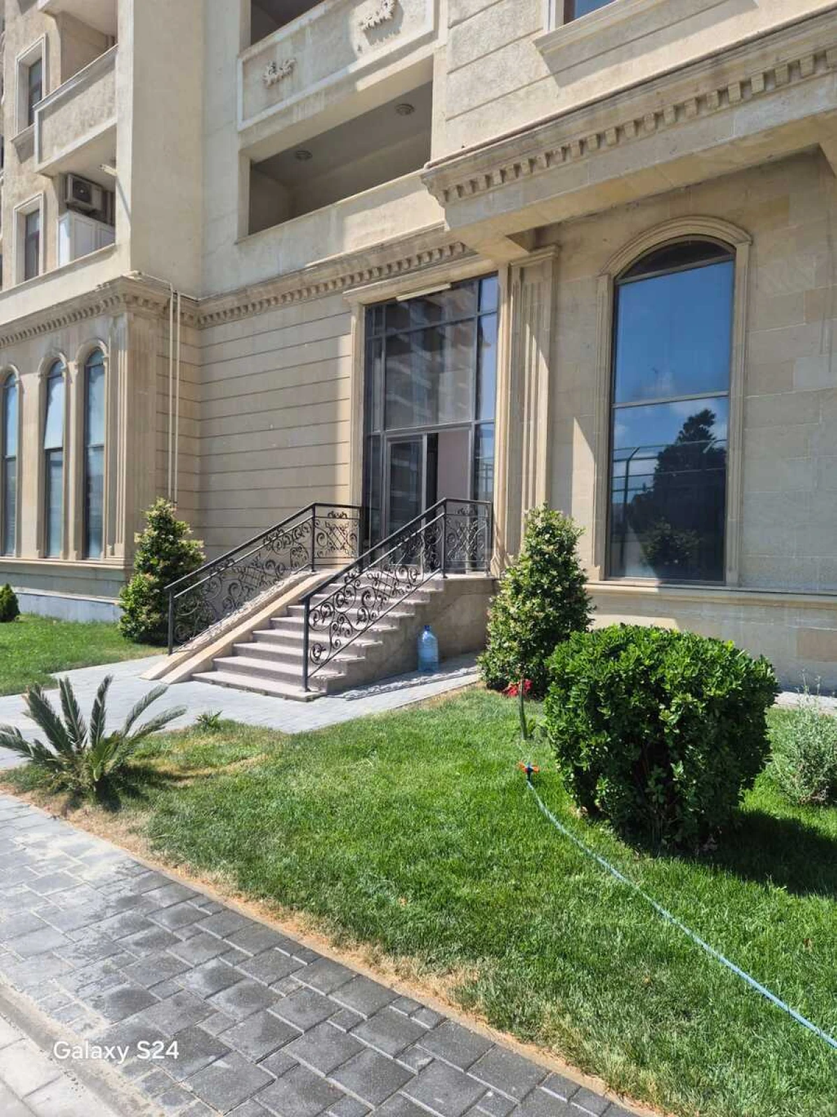 Satılır 3 otaqlı mənzil 76 m²