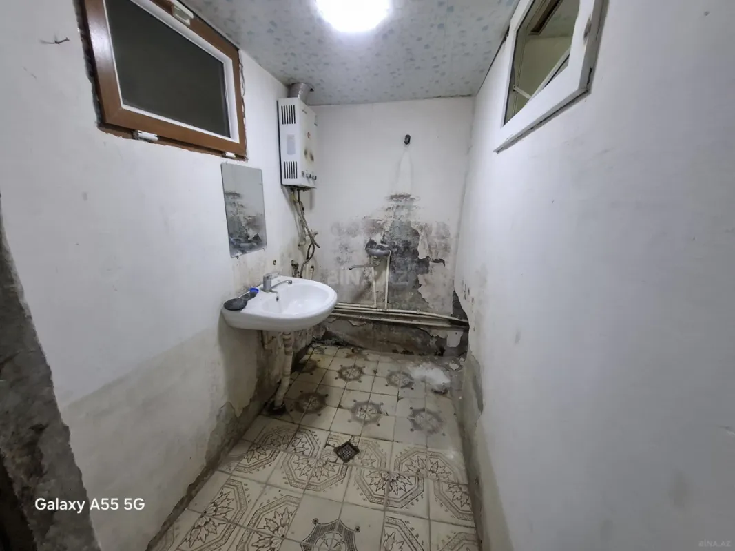 Satılır 4 otaqlı mənzil 85 m²