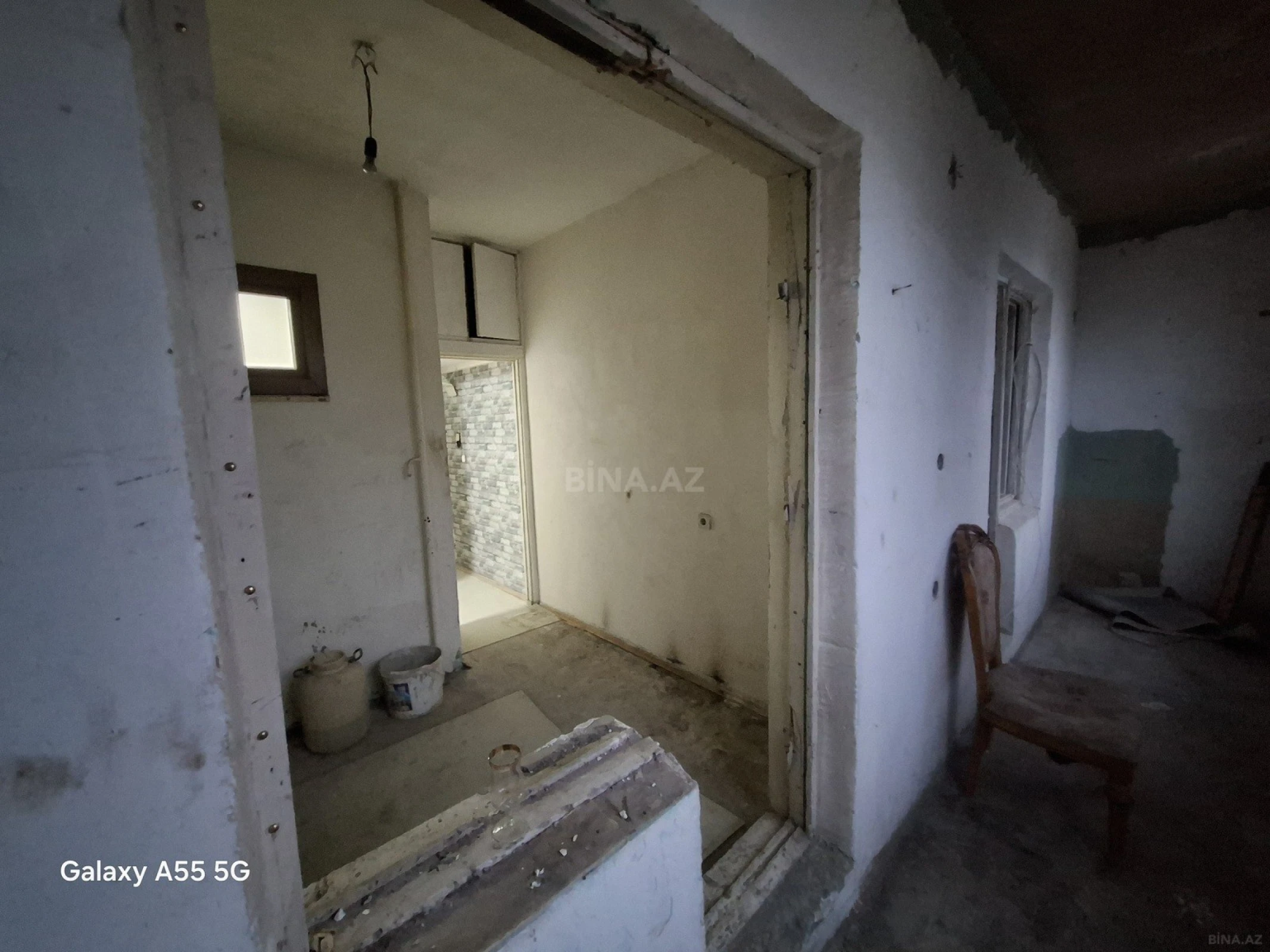 Satılır 4 otaqlı mənzil 85 m²