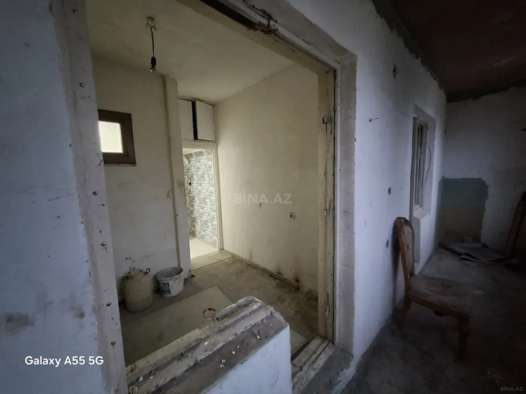 Satılır 4 otaqlı mənzil 85 m²