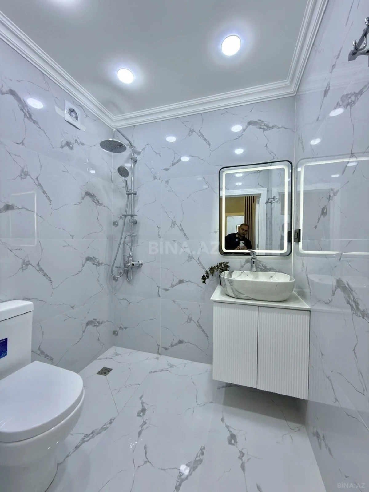 Satılır 2 otaqlı mənzil 45 m²