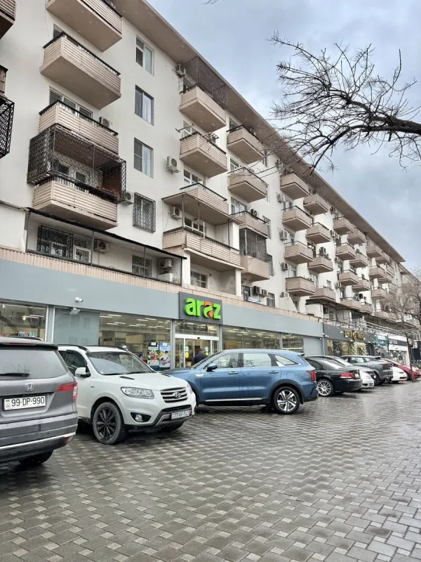 Satılır 2 otaqlı mənzil 45 m²