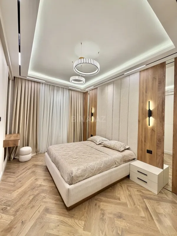 Satılır 2 otaqlı mənzil 86 m²