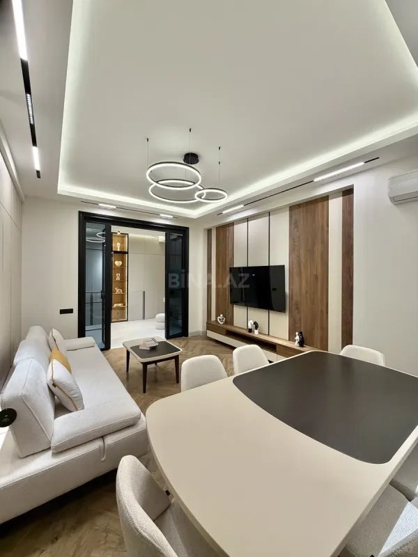 Satılır 2 otaqlı mənzil 86 m²