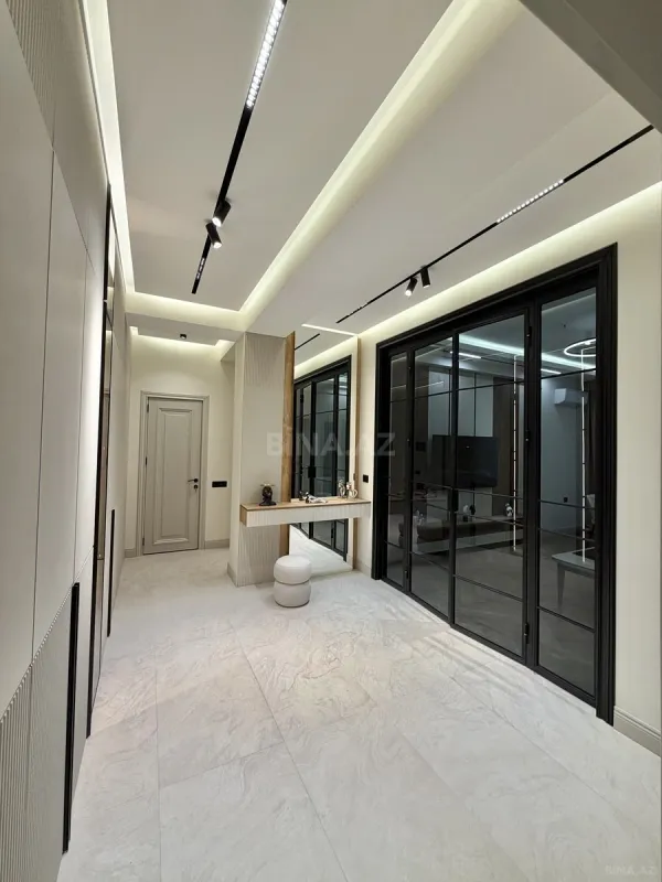Satılır 2 otaqlı mənzil 86 m²