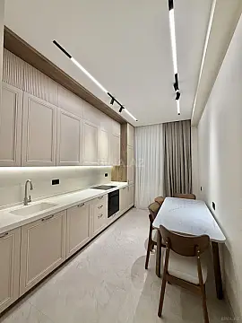 Satılır 2 otaqlı mənzil 86 m²