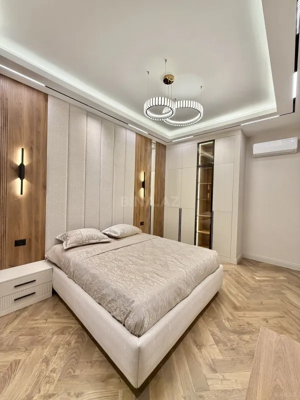 Satılır 2 otaqlı mənzil 86 m²