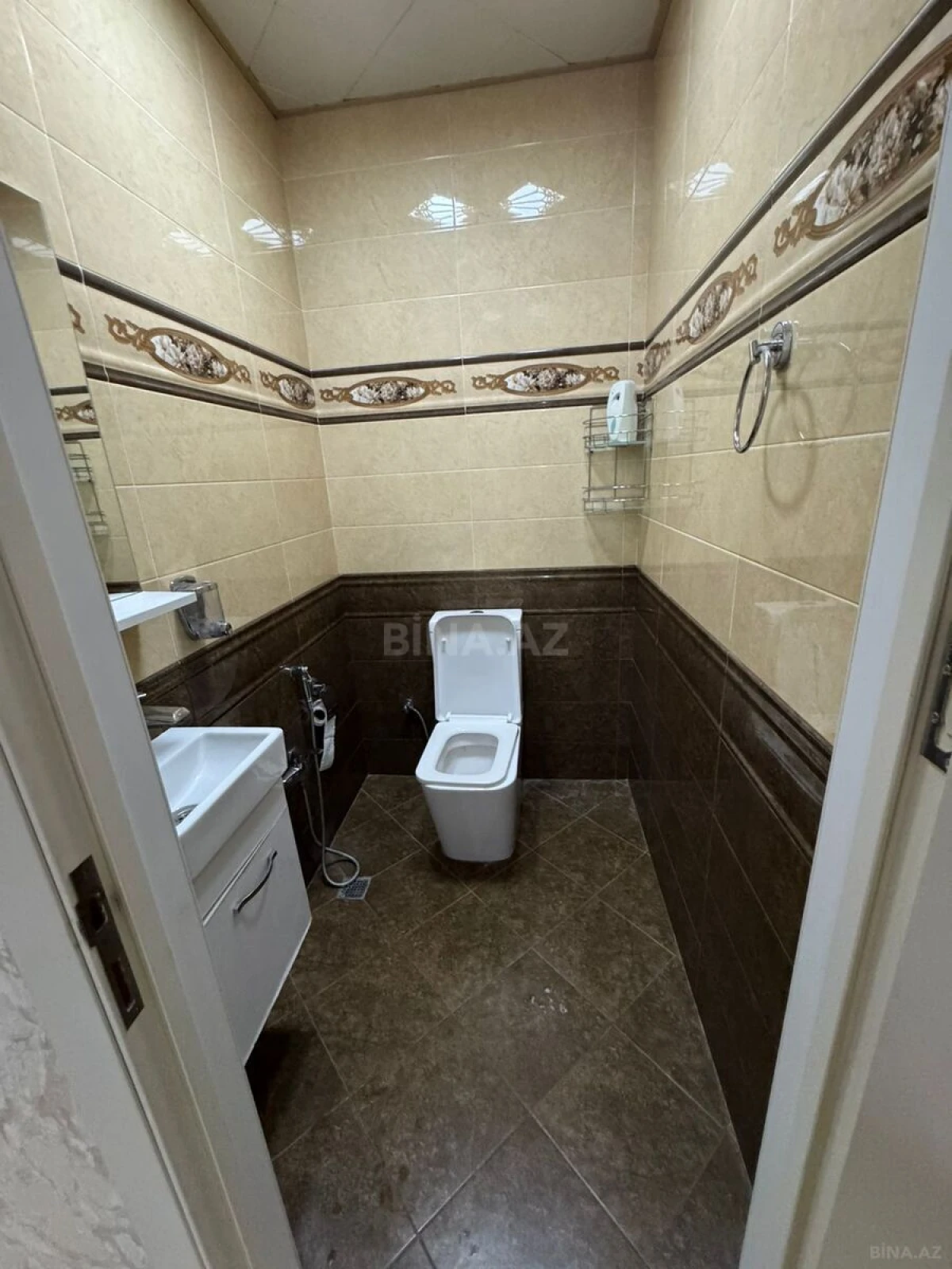 Kirayə verilir 3 otaqlı mənzil 110 m²