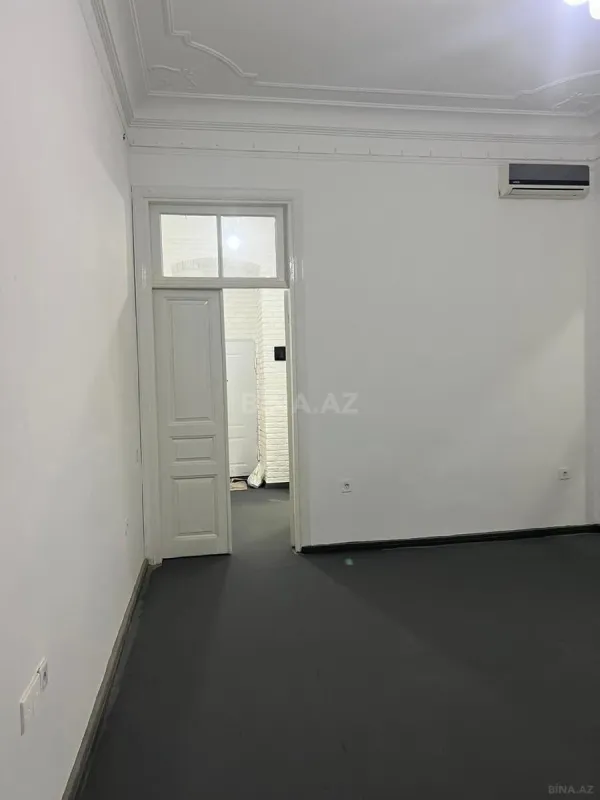 Kirayə verilir obyekt 130 m²