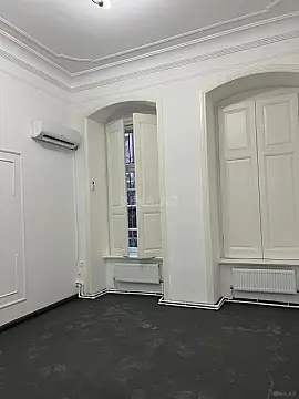 Kirayə verilir obyekt 130 m²