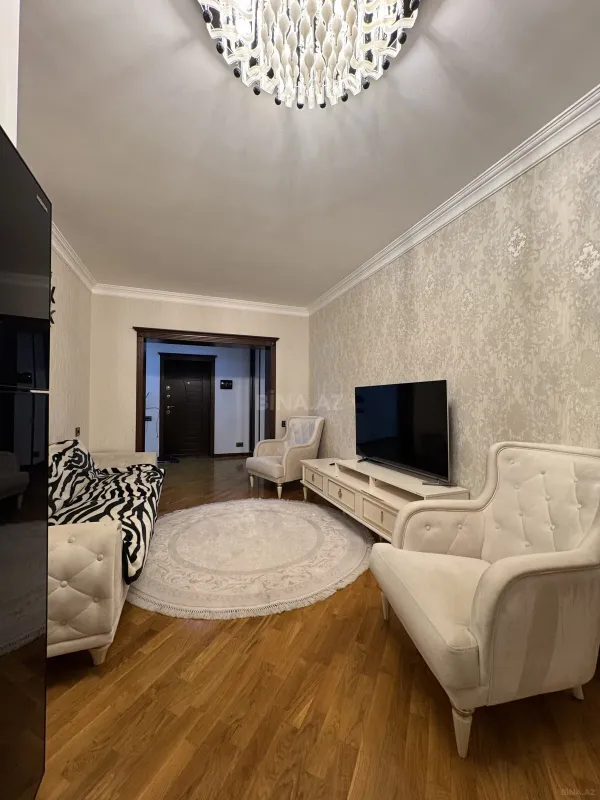 Satılır 2 otaqlı mənzil 74 m²
