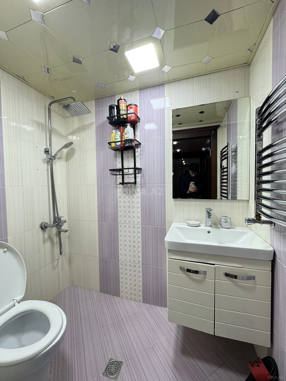 Satılır 2 otaqlı mənzil 74 m²