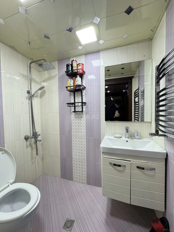 Satılır 2 otaqlı mənzil 74 m²