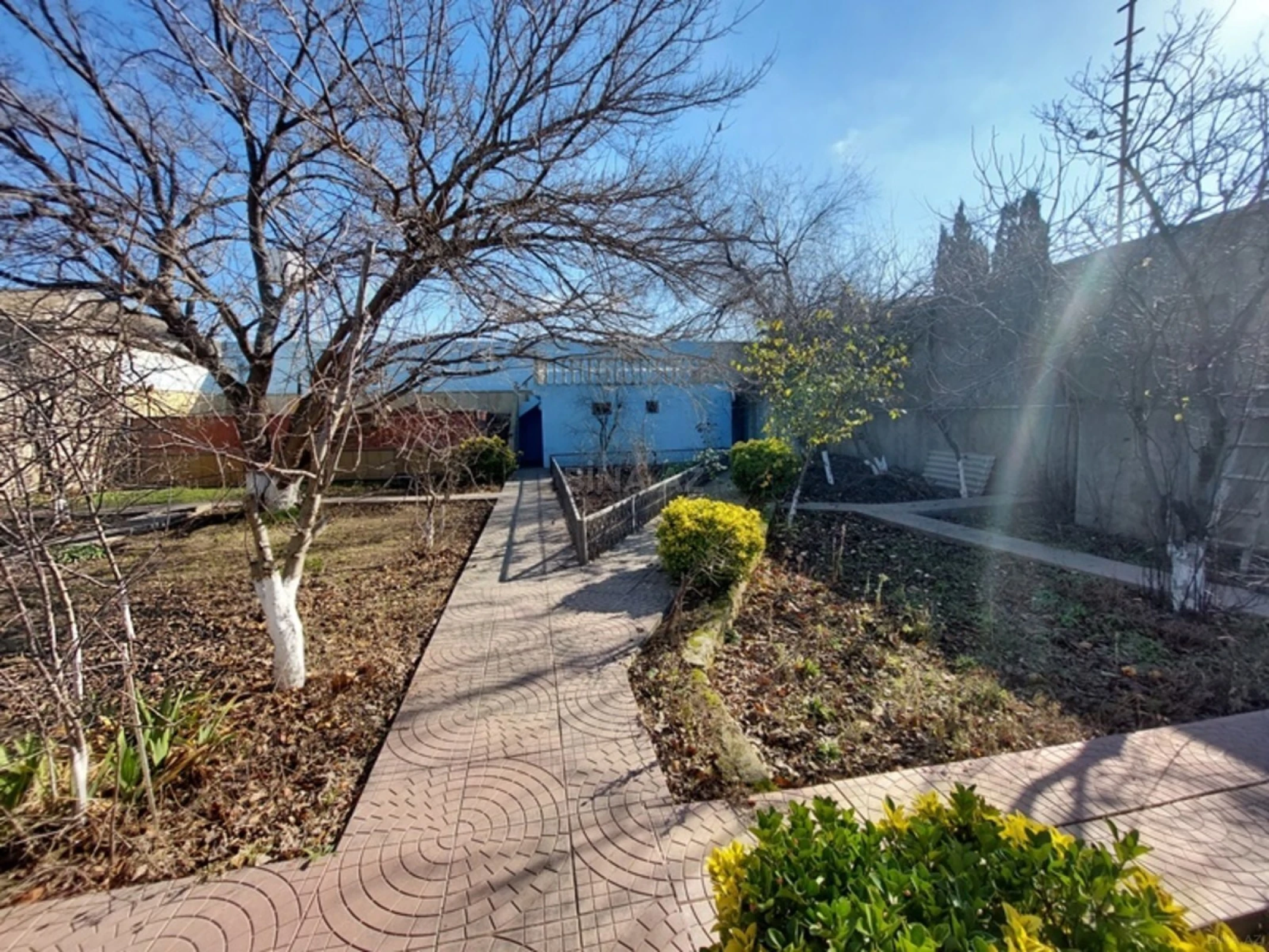 Satılır 5 otaqlı həyət evi 180 m²