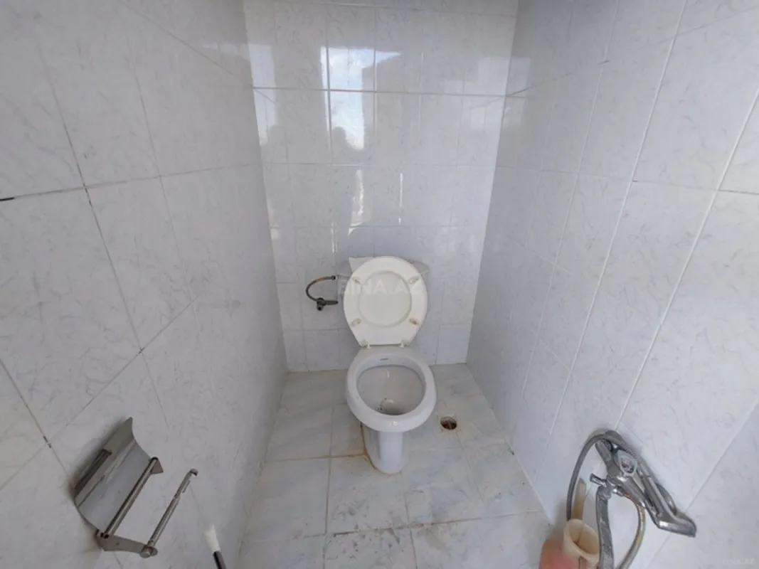 Satılır 5 otaqlı həyət evi 180 m²