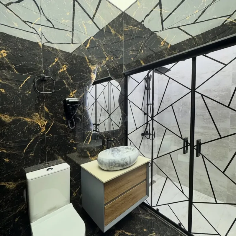 Satılır 5 otaqlı həyət evi 170 m²