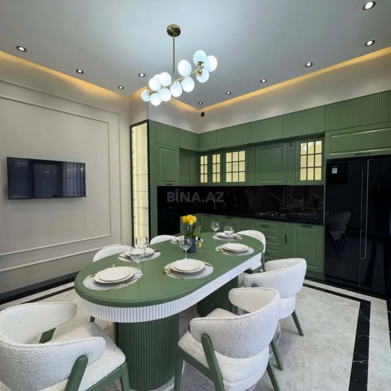 Satılır 5 otaqlı həyət evi 170 m²