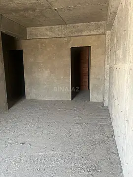 Satılır 4 otaqlı mənzil 190 m²