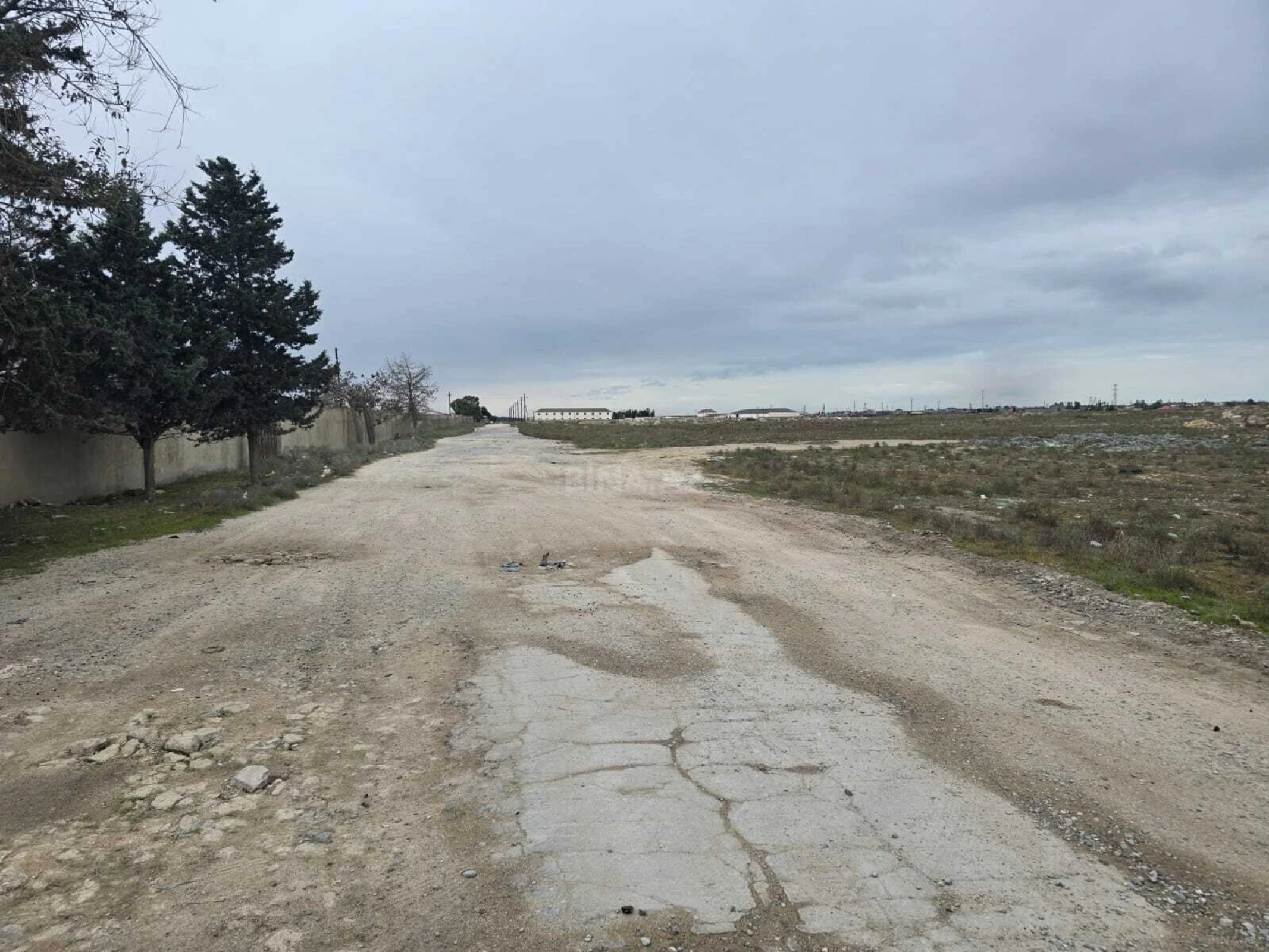 Satılır torpaq sahəsi 140 m²