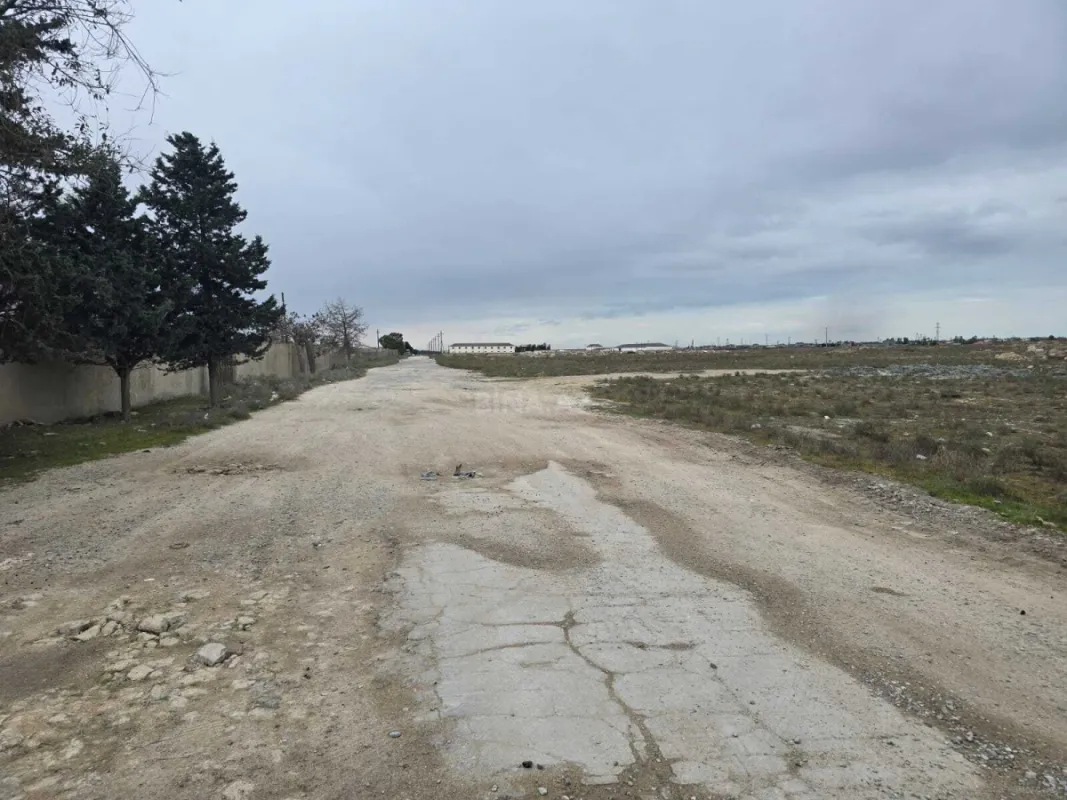 Satılır torpaq sahəsi 140 m²