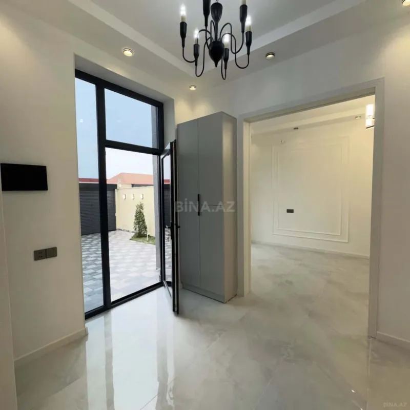 Satılır 4 otaqlı həyət evi 100 m²