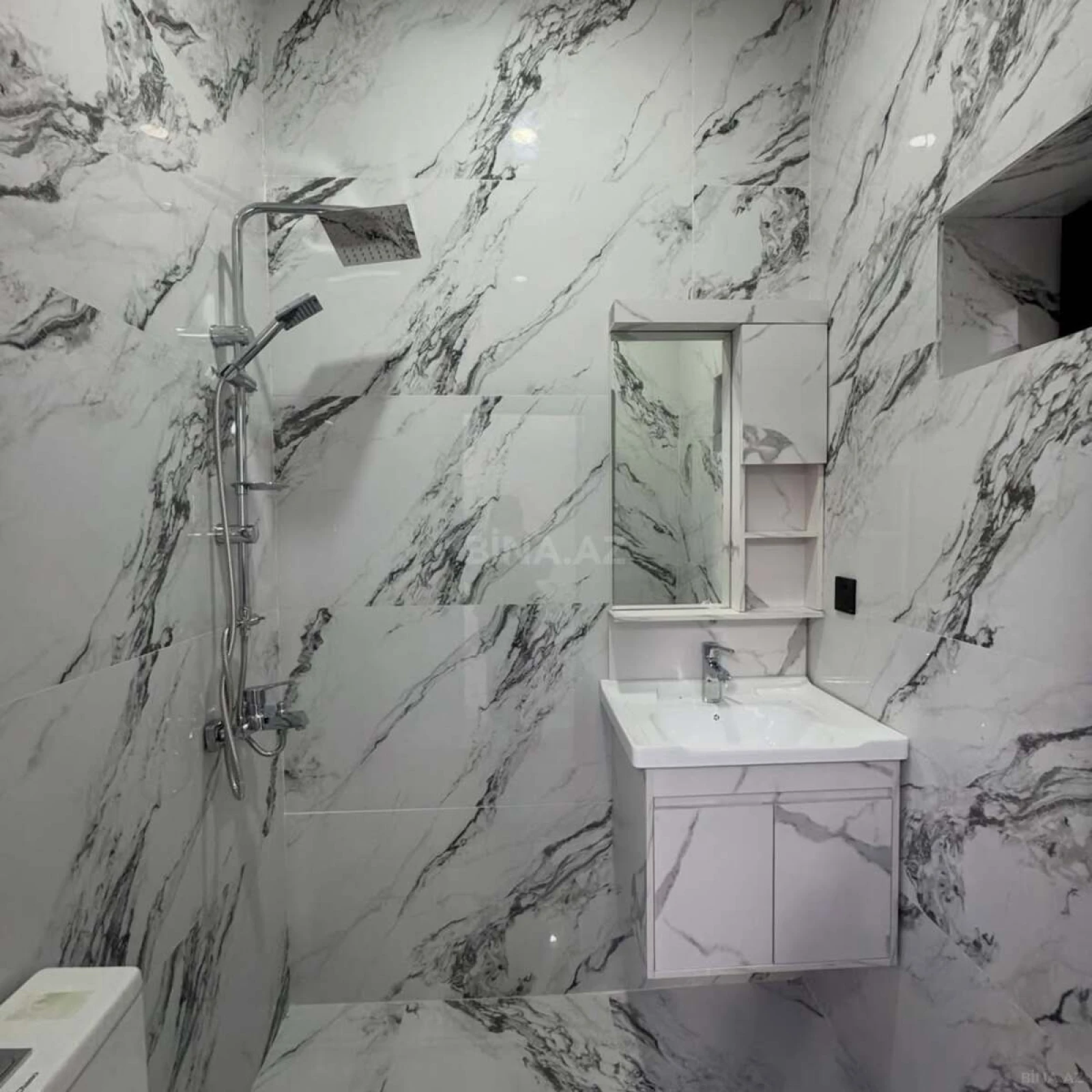 Satılır 4 otaqlı həyət evi 110 m²