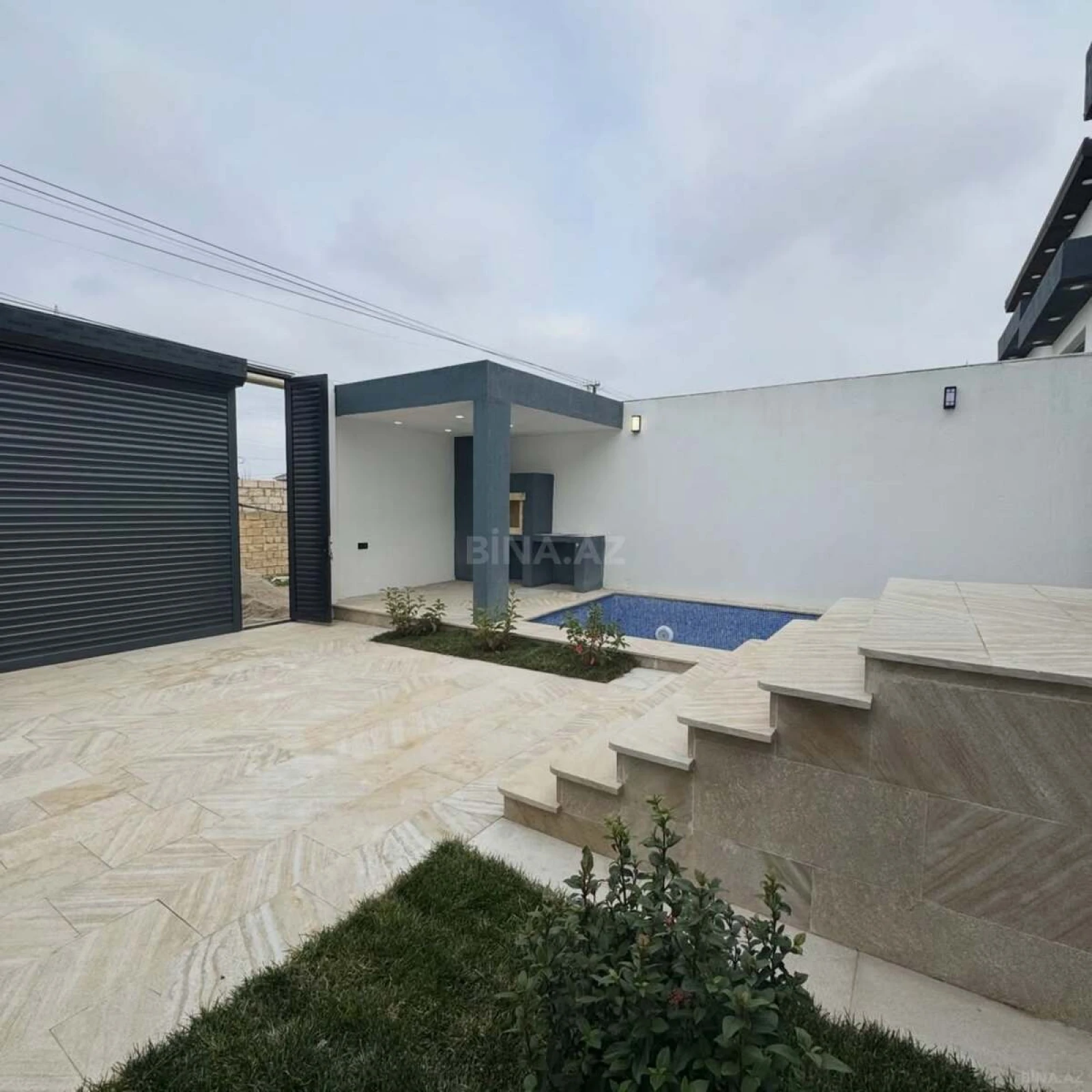 Satılır 4 otaqlı həyət evi 110 m²