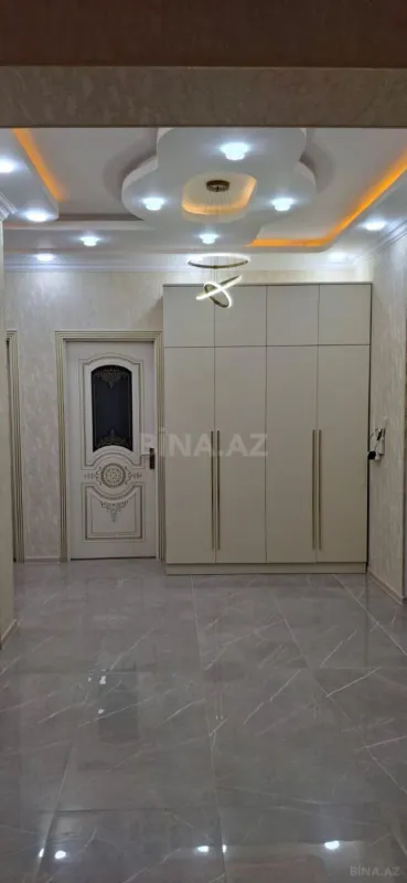 Satılır 4 otaqlı mənzil 155 m²
