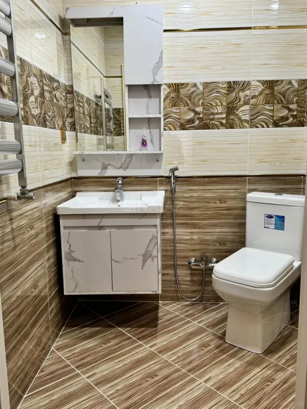 Satılır 4 otaqlı mənzil 155 m²