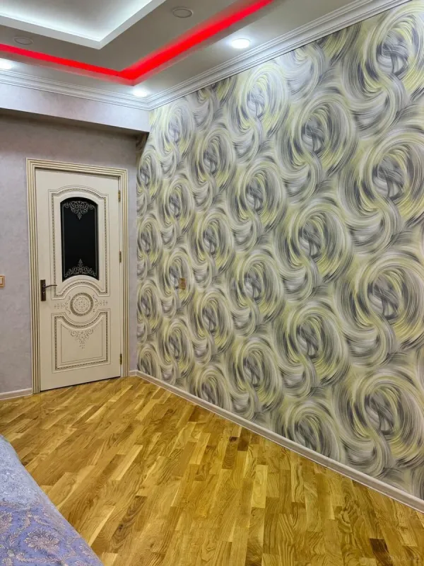 Satılır 4 otaqlı mənzil 155 m²