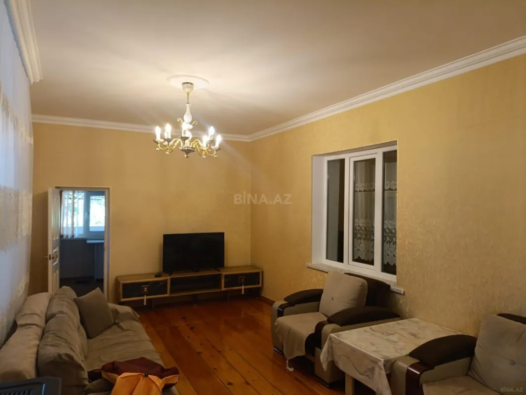 Satılır 4 otaqlı həyət evi 150 m²
