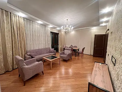 Kirayə verilir 4 otaqlı mənzil 200 m² — Bakı, Xətai 4 otaq 200.00 m²